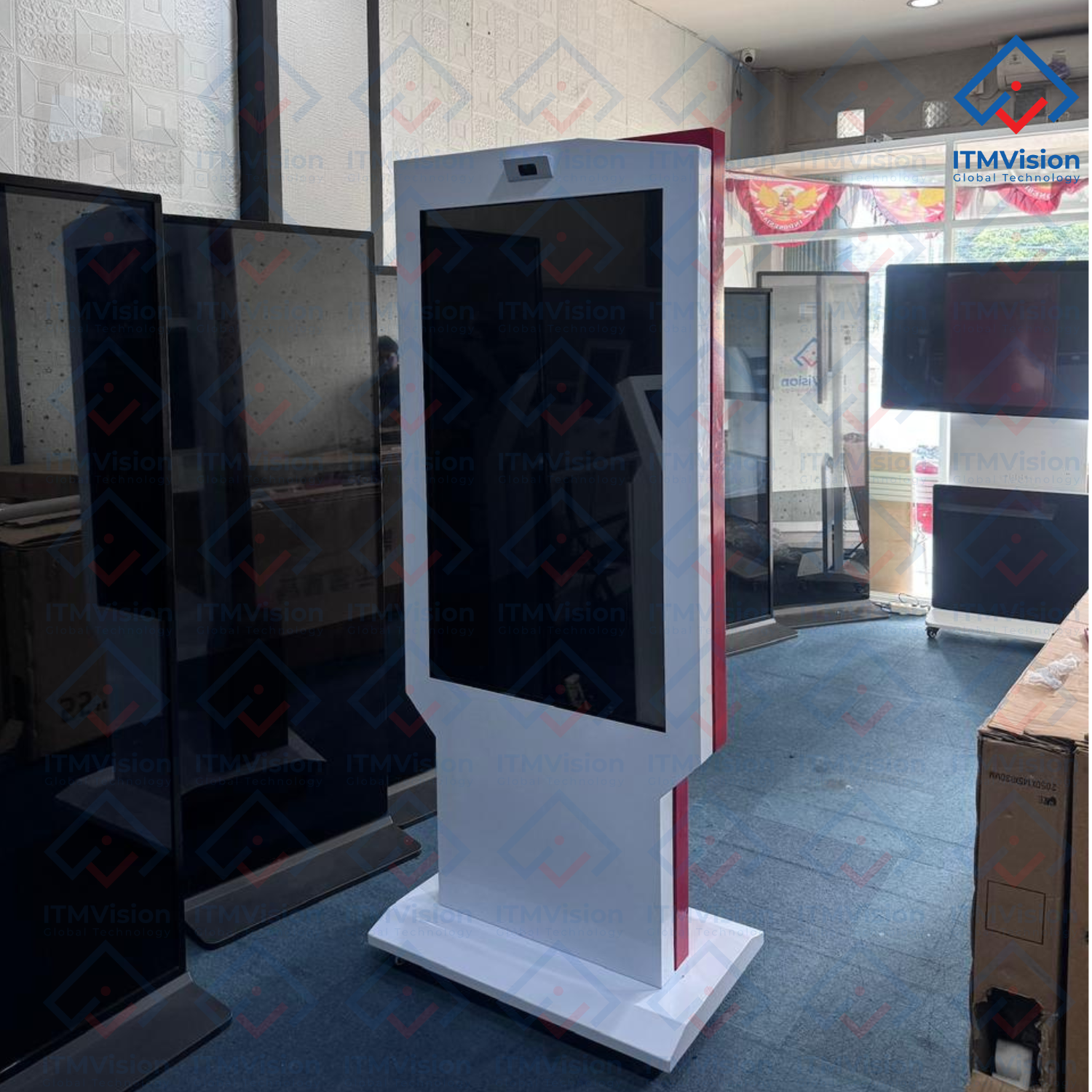 Pemesanan Digital Signage Interactive Display 55inch Customize 2 Warna